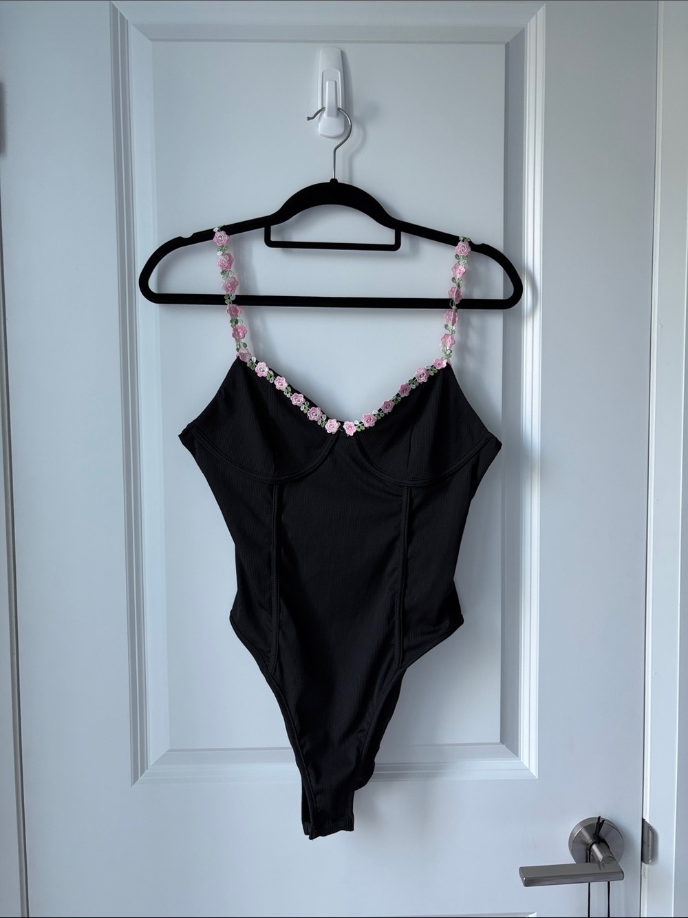 NWOT SHEIN Black Embroidered Lace Floral Ribbed Bodysuit